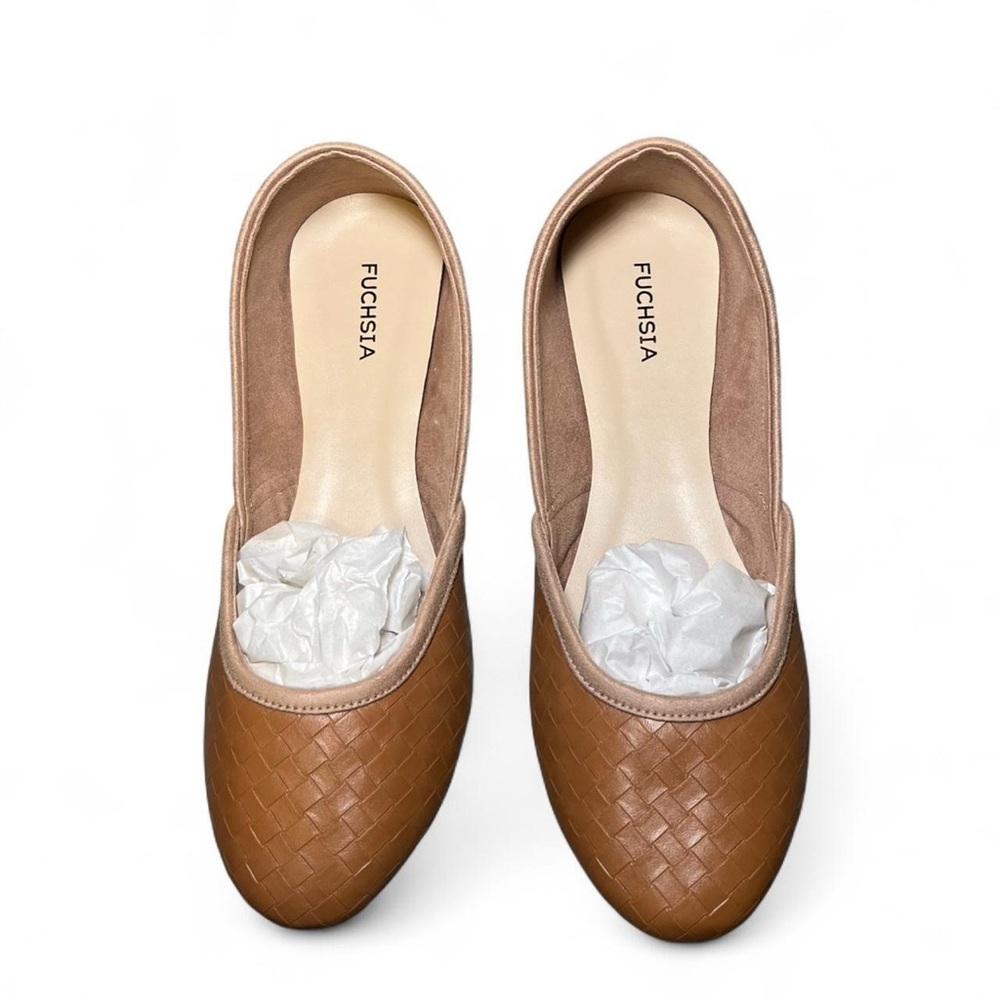 Fuchsia Women's Brown Woven Loafers